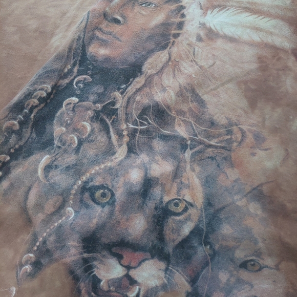 2XL Vintage 1997 The MOUNTAIN Tee Tribal Native AMERICAN Leather Tag - Picture 3 of 4